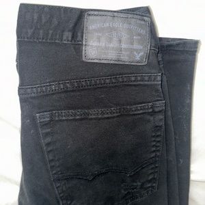 Men’s American Eagle Black Core Flex Distressed Jeans (W31 L30)